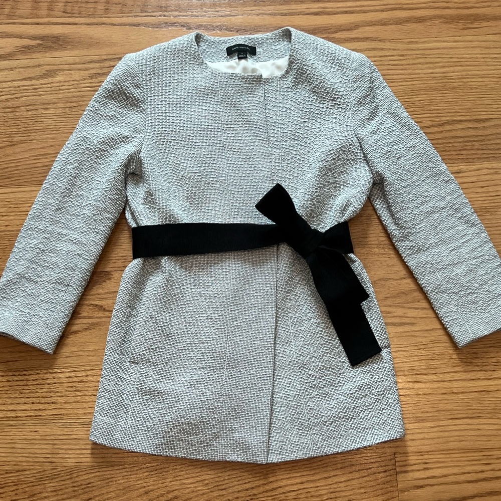 Ann Taylor Off White / Grey Jacket With Belt Size 0